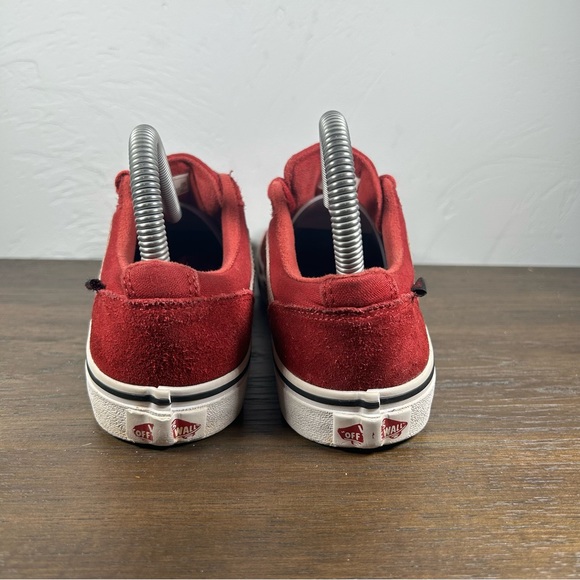Vans Red/White Women's Old Skool Shoes size 6 - Picture 4 of 7
